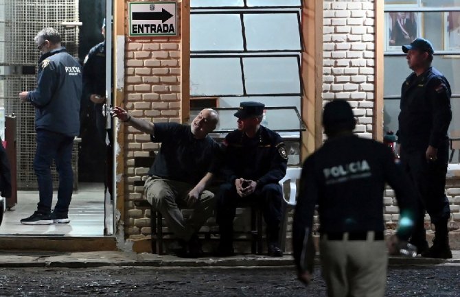 Predsjednički kandidat krajnje desnice uživo prenosio svoje hapšenje