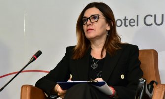 Popa: Demokratija je malo haotična, ali je važno da CG nastavi da sprovodi reformsku agendu