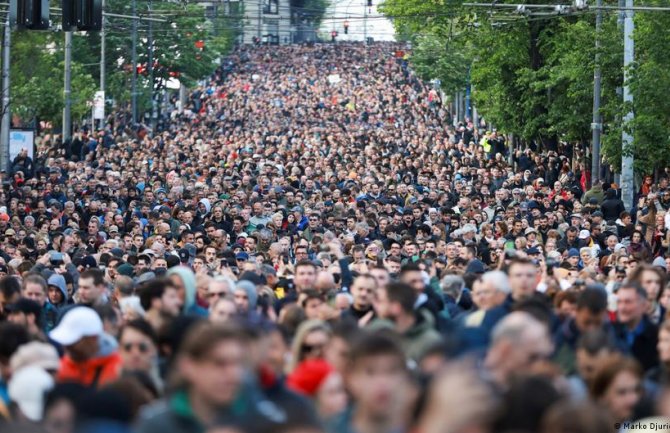 Ogroman protest u Beogradu: „Put za izlazak iz mraka“