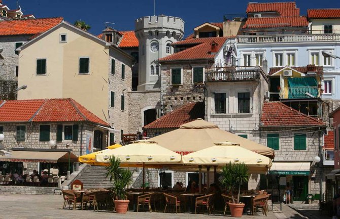 Herceg Novi i dalje među opštinama sa negativnim prirodnim priraštajem