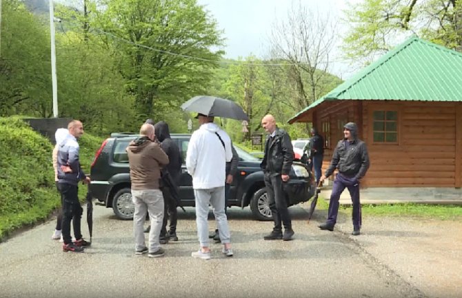 NPCG traže da se blokada puta prema Biogradskoj gori odmah prekine