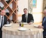 Vučić na doručku sa Kneževićem i Mandićem