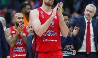 Milutinov nije više košarkaš CSKA