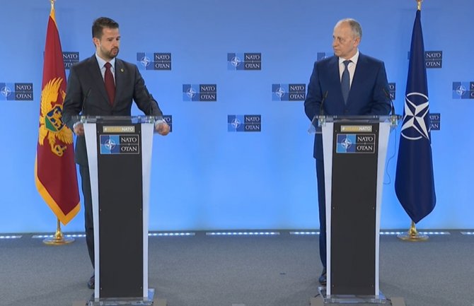 Milatović u NATO: Ostajemo kredibilan saveznik, dijalog jedino rješenje za situaciju na Kosovu