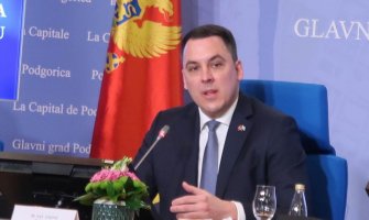 Vuković: Vučić ne želi Crnu Goru u EU.