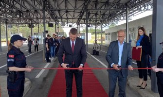 Otvoren granični prelaz Ranče, Adžić: Unapređujemo odnos sa Srbijom