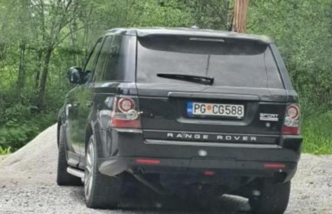 Zašto se službeni automobil predsjednice Skupštine Glavnog grada Borovinić Bojović neradnim danom nalazi na Veruši?