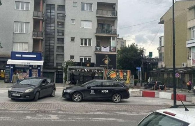 Kosovska policija: U blizini policijske stanice u Sjevernoj Mitrovici eksplodirale dvije šok bombe