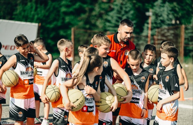 Košarkaški kamp sa 200 djece u Kolašinu