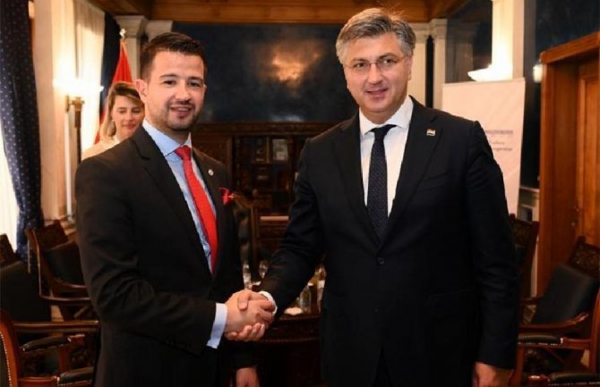 Plenković: Hrvatska očekuje odštetu logorašima, rješenja za brod 