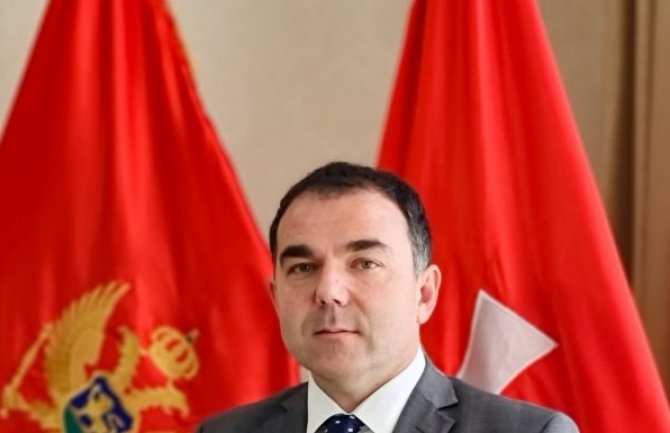 Đurašković: Smiješne konstrukcije o „šavničkom scenariju“ u prijestonici