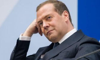 Medvedev: Rusija bi mogla da pogodi ukrajinska nuklearna postrojenja