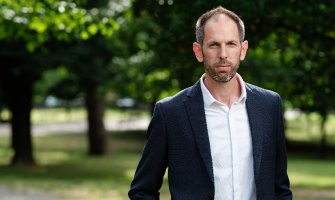 Kružni tok ispred škole ne rješava saobraćajne gužve u centru Danilovgrada