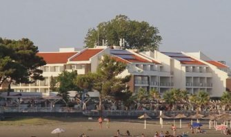 Nakon 11 godina radnici hotel Otrant nadaju se zaostalim zaradama