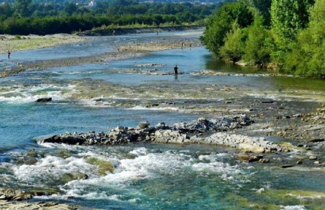 Djevojčica iz Berana se utopila u rijeci Lim