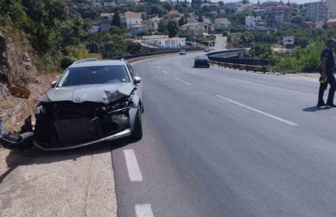 Dva udesa u Baru, jedna osoba lakše povrijeđena