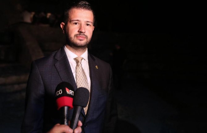 Konsultacije o mandataru odložene za sjutra