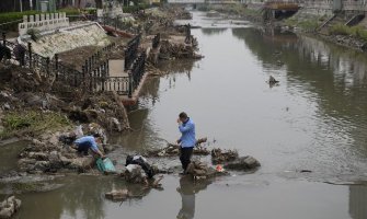 Poplave u Pekingu: 33 osobe stradale, 18 nestalih