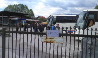 Bivši radnici prijete blokadom ako se autobusi ne vrate