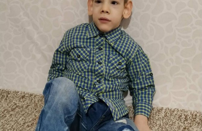 Budi human: Marijanu (9)  je neophodna OPERACIJA kukova i stopala – pošalji 85 na 14543!