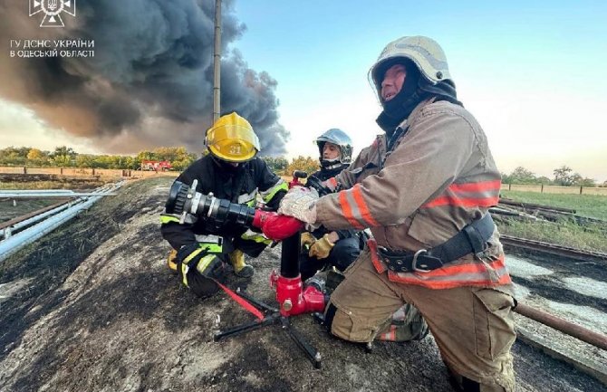 Rusija ponovo gađala dronovima luku na Dunavu, jedna osoba poginula