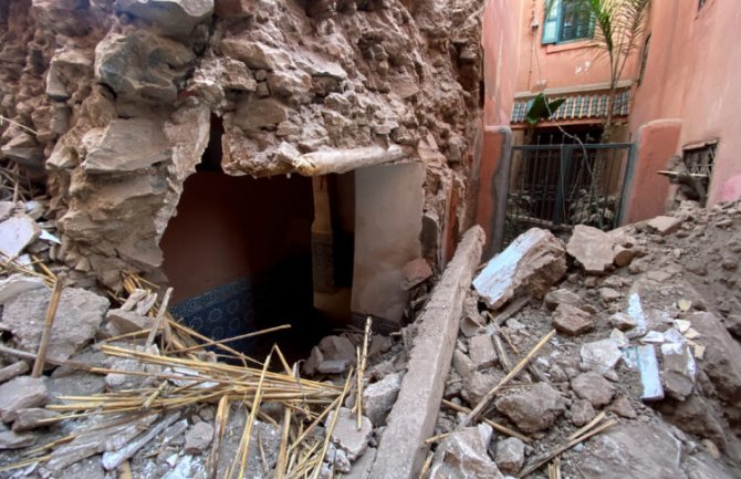 Raste broj žrtava zemljotresa u Maroku: Preko 1.000 mrtvih, 1.200 povrijeđeno