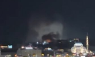  Požar zahvatio krov Velikog bazara u Istanbulu