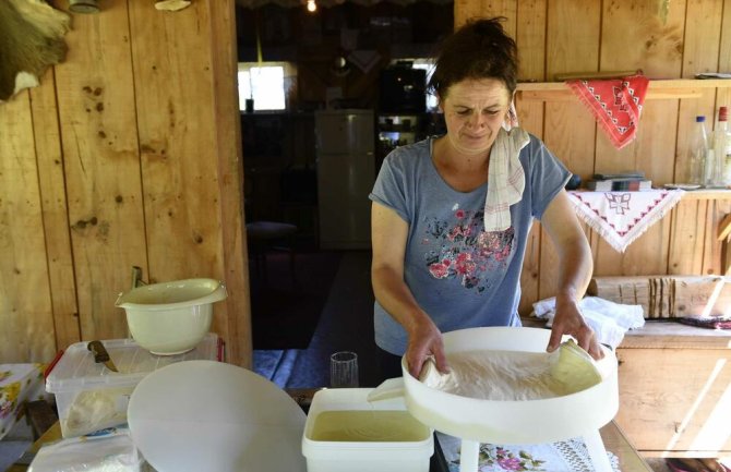 Krvavi rad često bez priznanja - danas je Međunarodni dan žena na selu