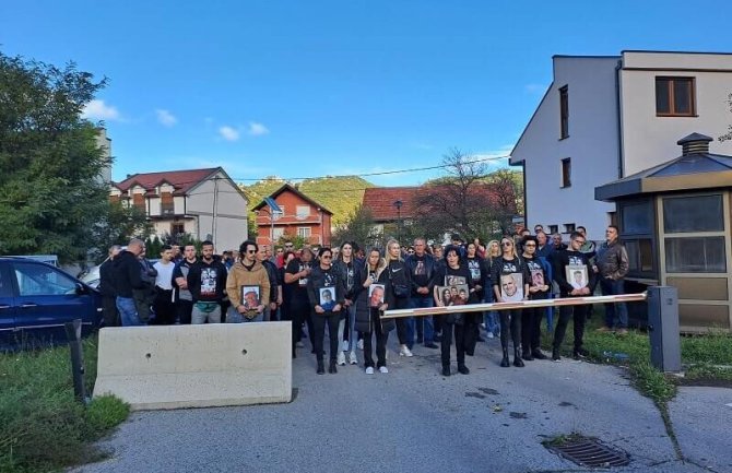 Treća protestna šetnja povodom tragedije na Cetinju: Da se ne ponovi, da se ne zaboravi