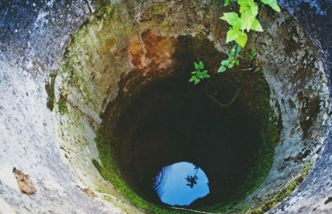 Žena koja je upala u bunar umrla u bolnici