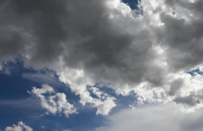 Sjutra oblačno sa kišom, do 25 stepeni