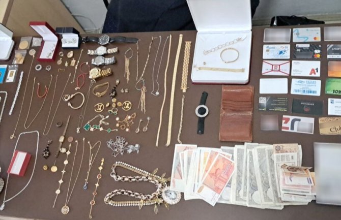 Somborac upao u kuću i ukrao nakit vrijedan 500.000 eura