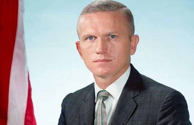 Preminuo kosmonaut Frenk Borman, komandant misije Apolo 8