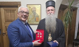 Mandić sa sjednice u Cetinjski manastir