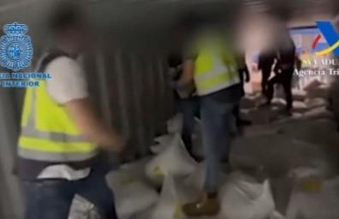 Otkriveno 7,5 tona kokaina u smrznutoj tunjevini: Uhapšeno 20 osumnjičenih sa Balkana