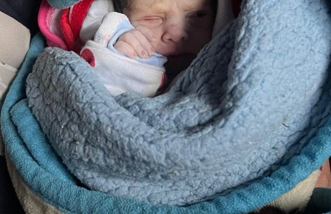 Objavljena fotografija bebe iz Gaze rođene na Novu godinu