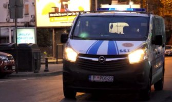 Zbog omalovažavanja i ometanja policijskih službenika Ulcinjanin kažnjen sa 1500 eura