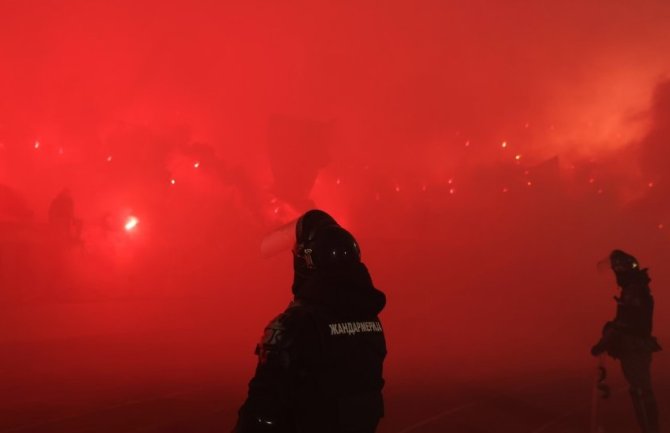 Sport i nasilje u Srbiji: Napad motkama kod Beogradske arene, KK Partizan traži istragu