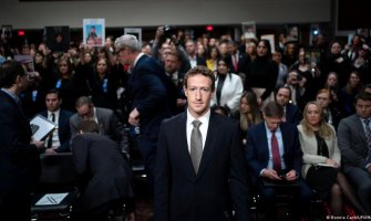 Dvije decenije Fejsbuka: Div koji ždere sve