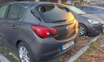 Podgorica: Fizički obračun, pa pucnjava, oštećeno vozilo u vlasništvu države
