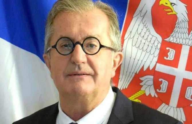 ĆUTANJE DRŽAVE: Nema osude za skandalozne izjave ambasadora Srbije