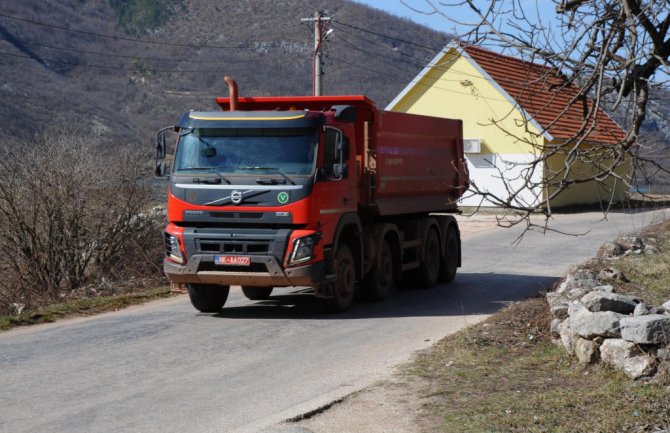 U Župi nikšićka u planu rekonstrukcija tri putna pravca: Projekti milionski, dobijena sredstva minimalna