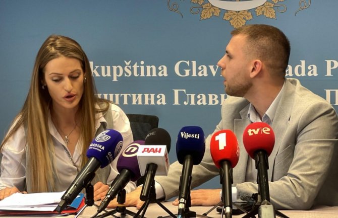 Mašković prekinuo pres konferenciju, pozvao policiju