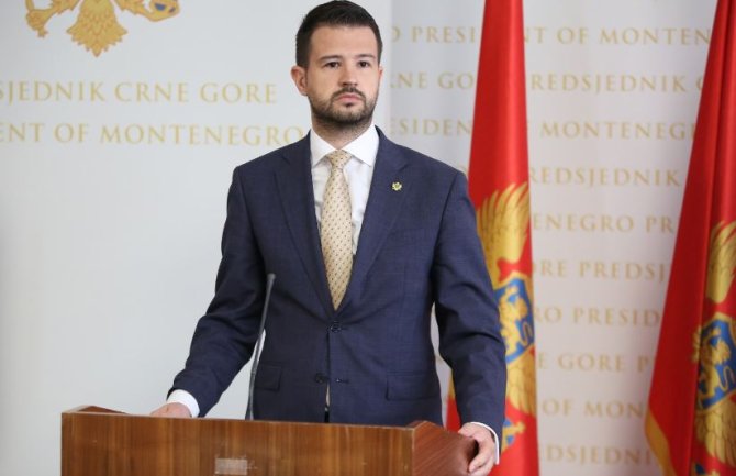 Milatović čestitao novoj predsjednici Sjeverne Makedonije: Prijateljski odnosi utemeljeni na međusobnom povjerenju