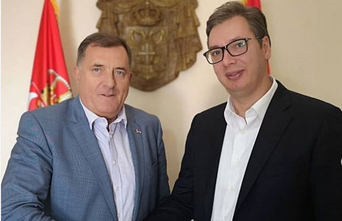 Dodik: Ako se usvoji rezolucija RS će nastaviti samostalno, Vučić podržava i poziva na mir