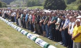 Zbog rezolucije o Srebrenici, Vučić i Dodik sve nervozniji