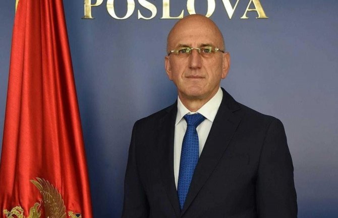 Bešović: Nemam informaciju da je zabranjen rad v.d. komandiru Službe zaštite
