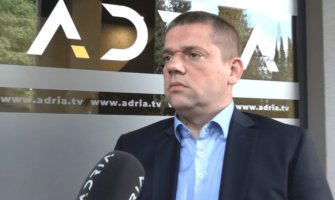 Bulatović o sporu sa direktoricom ASK: Perović i od kuće suspenduje zaposlene