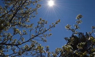 U Crnoj Gori sjutra će biti pretežno sunčano i toplo, temperatura do 26 stepeni.