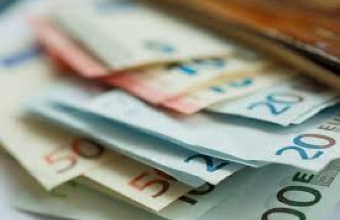 Istekao prelazni period na euro: Centralna banka Kosova se ne oglašava